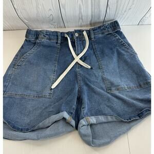 Judy Blue 2XL Medium Wash Cuffed Deep Pocket Tie Waist Short